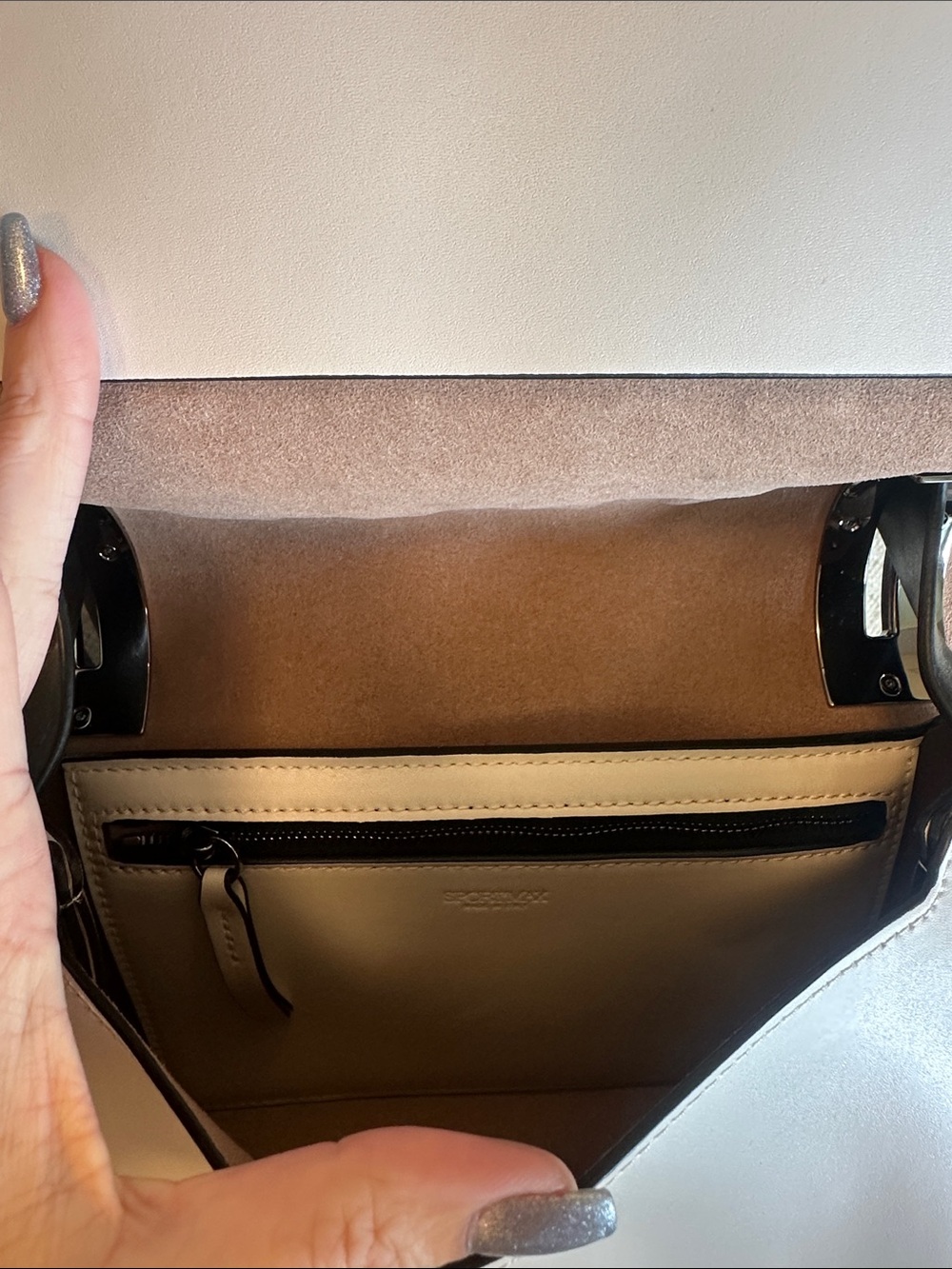Sportmax White Crossbody Bag with Black Strap - Picture 6 of 9